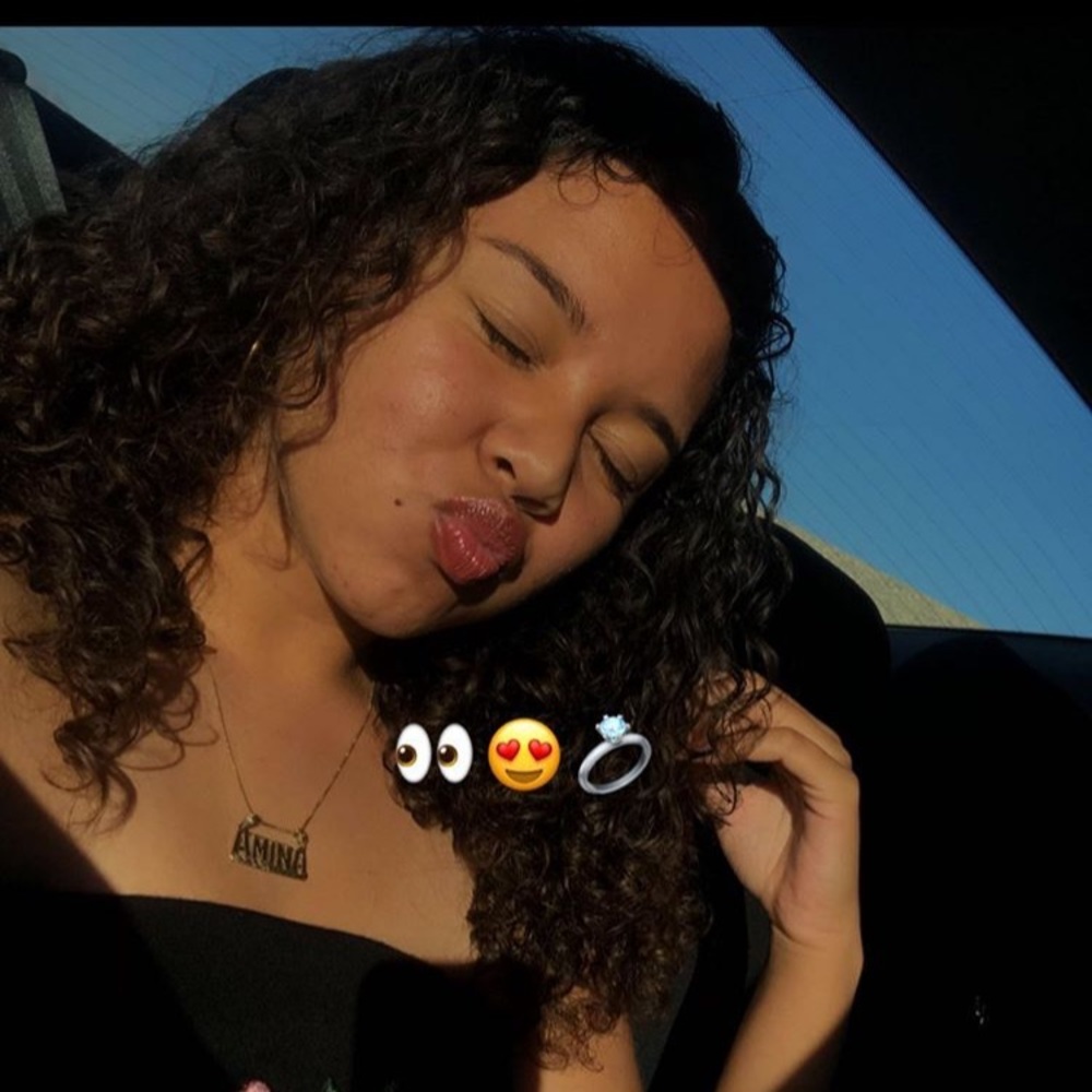 Meet your Posher, Amina